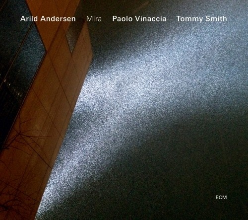 Mira  ANDERSEN A./VINACCAI P./SMITH