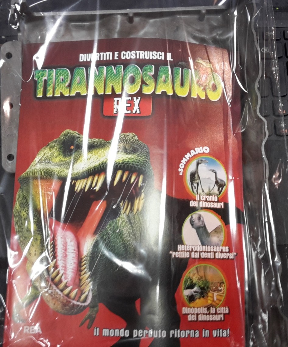 DIVERTITI E COSTRUISCI IL TIRANNOSAURO REX, USCITA 13