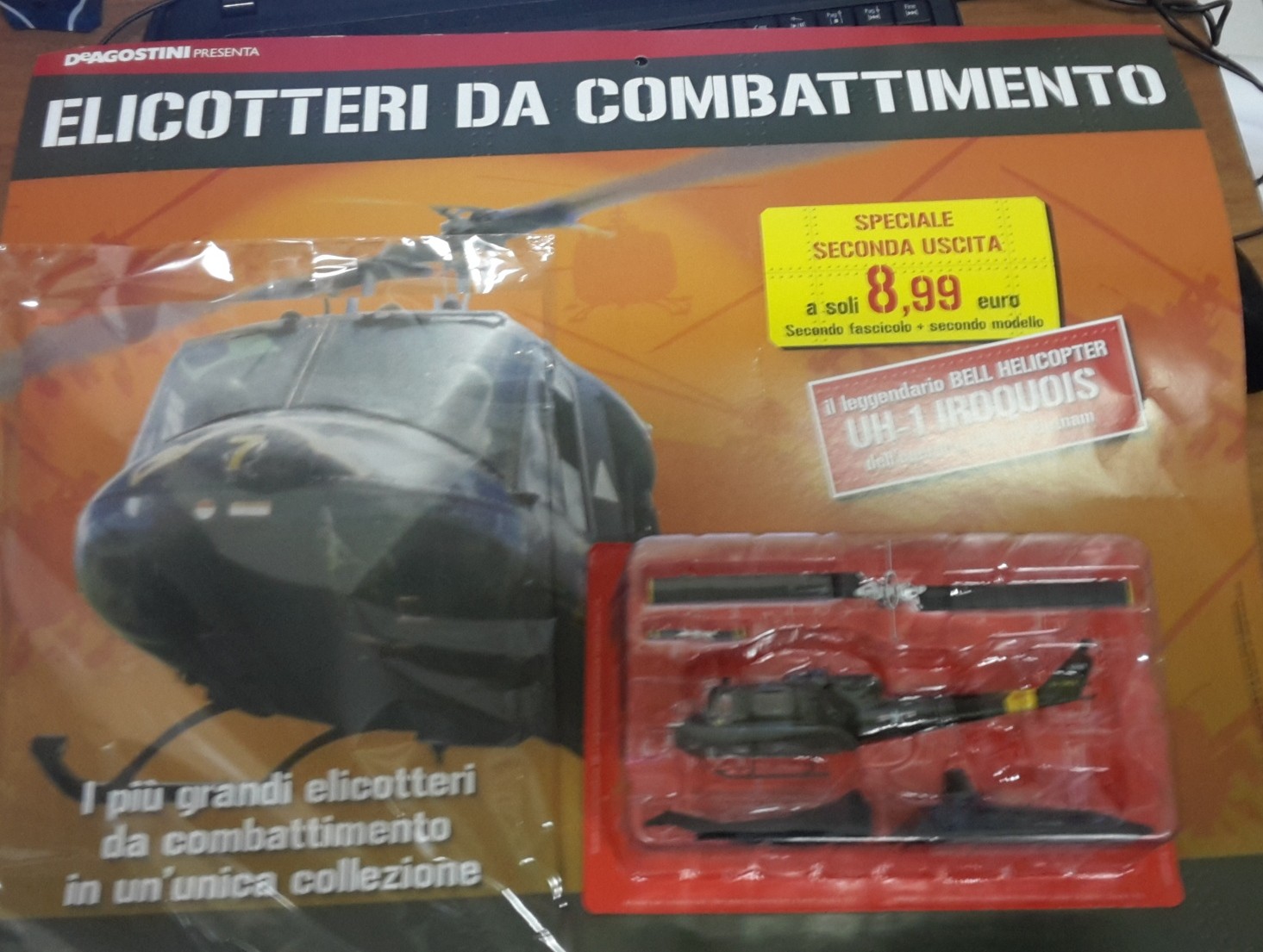 ELICOTTERI DA COMBATTIMENTO, SPECIALE SECONDA USCITA, BELL HELICOPTER, UH-1 IROQUOIS, DE AGOSTINI, SIGILLATO