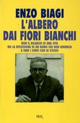 ALBERO DAI FIORI BIANCHI (L')