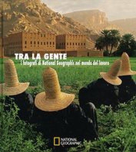 TRA LA GENTE