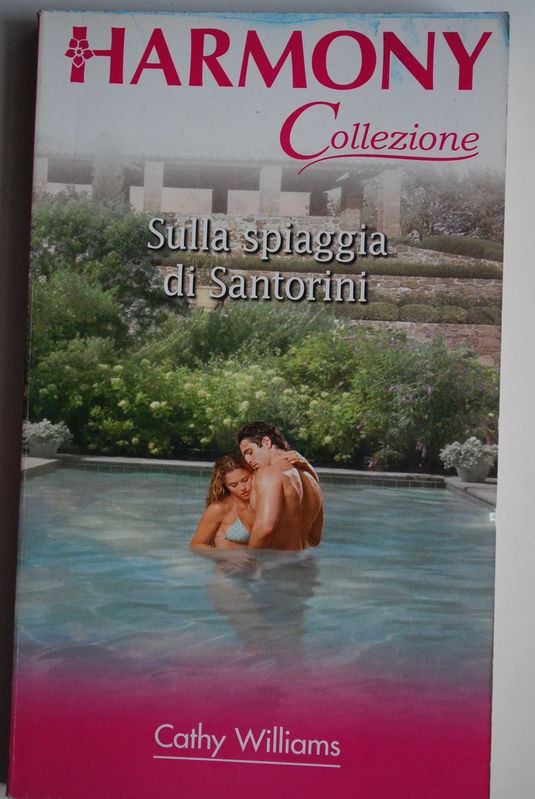 Sulla spiaggia di Santorini