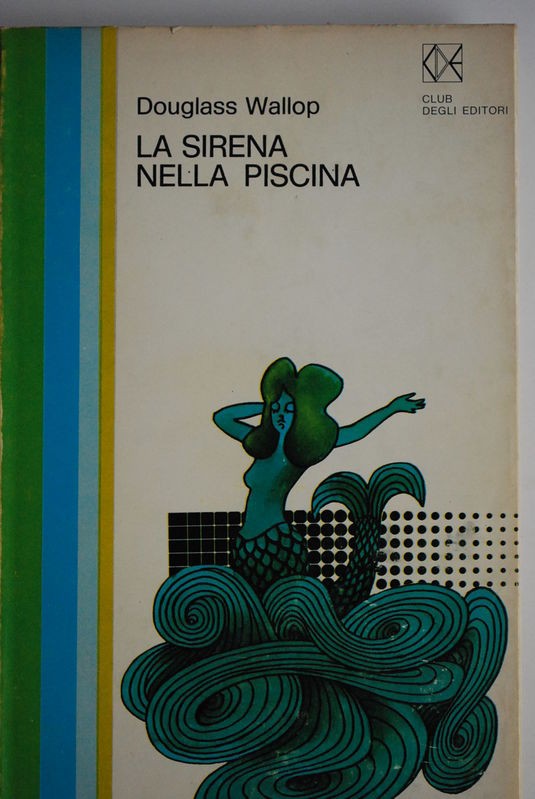 La sirena nella piscina