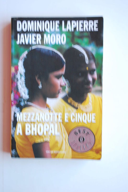 Mezzanotte e cinque a Bhopal