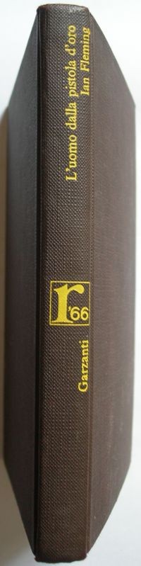 L'uomo dalla pistola d'oro