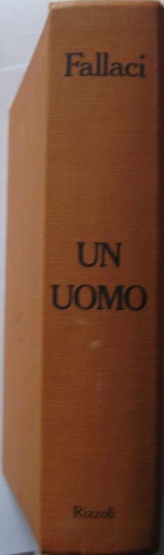 Un uomo