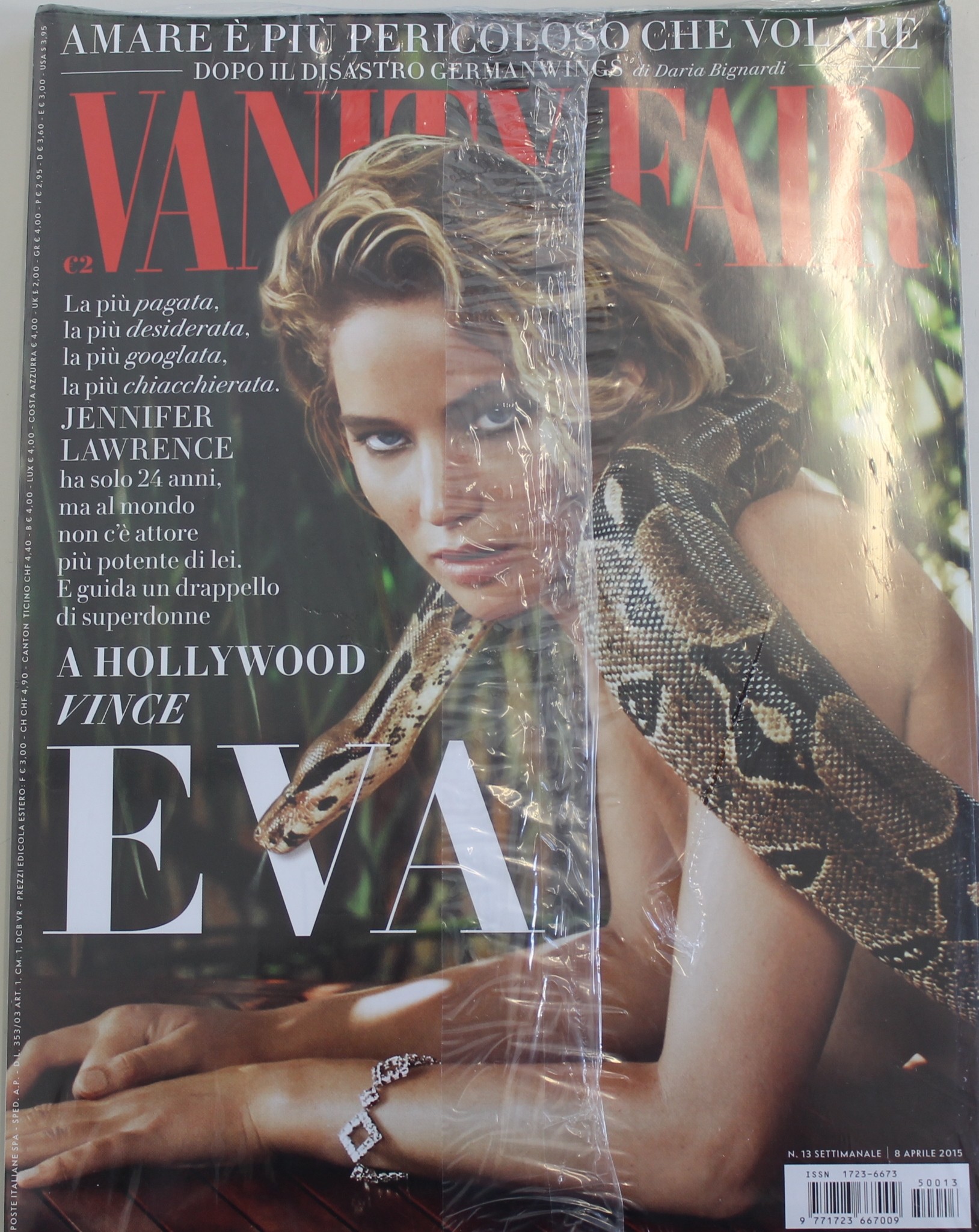 VANITY FAIR, N.13 DEL 8 APRILE 2015. JENNIFER LAWRENCE