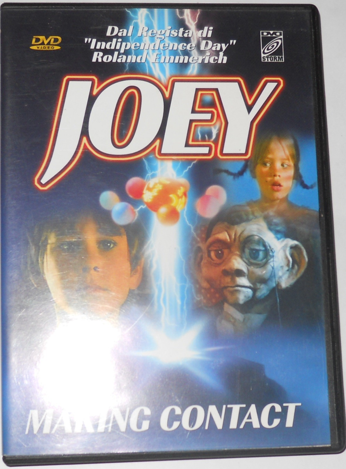 Joey - Making contact 