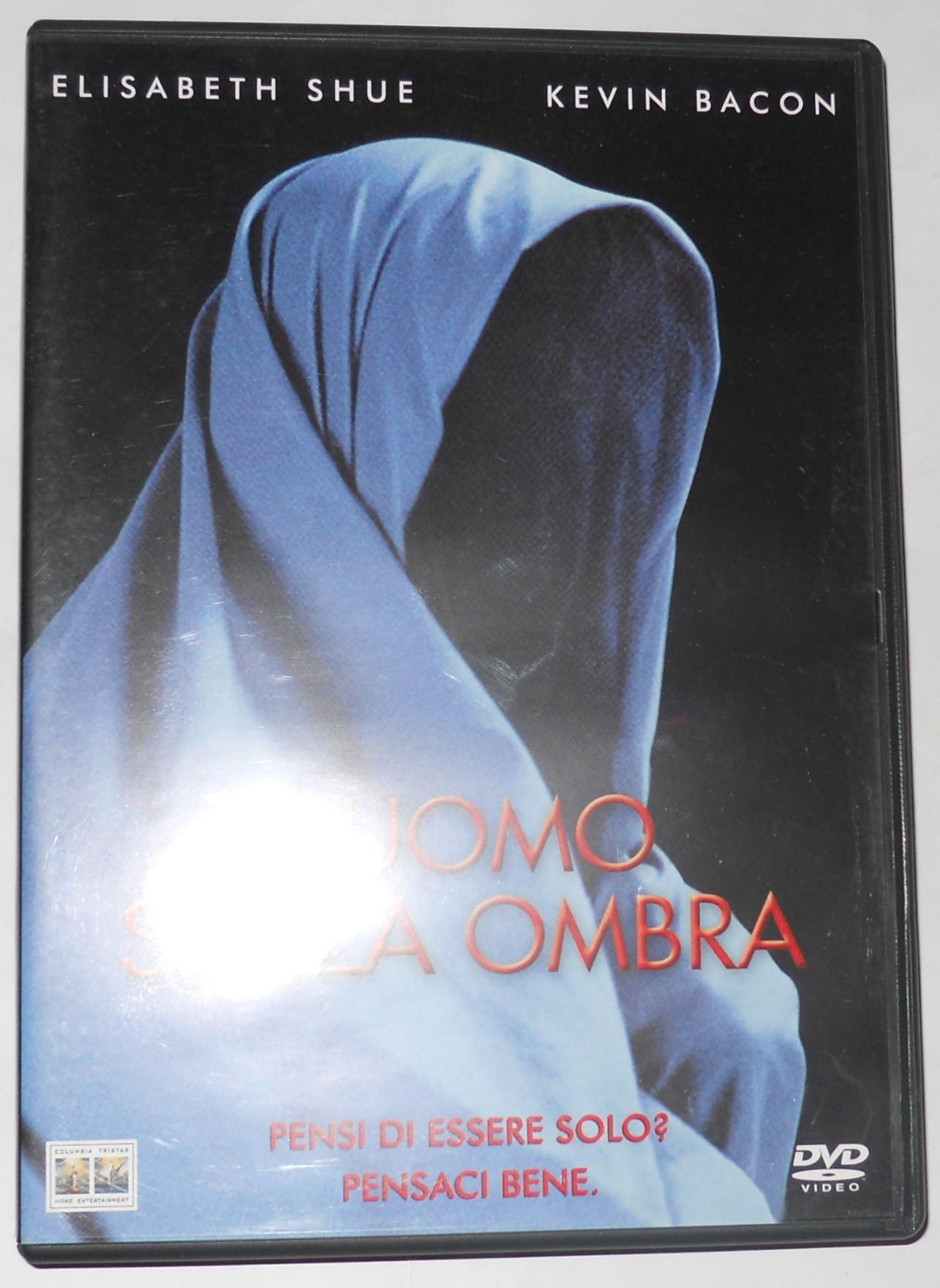 L' Uomo Senza Ombra