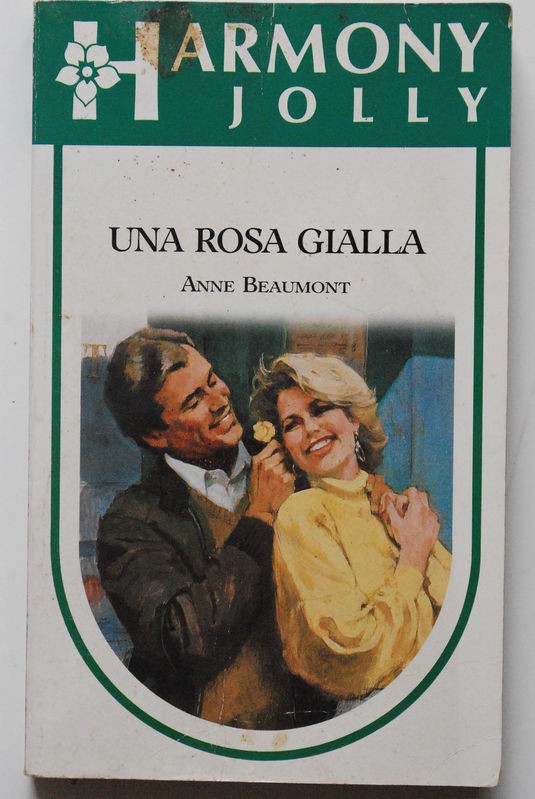 Una rosa gialla,Anne Beaumont,Harlequin Mondadori