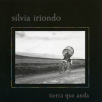 Tierra que anda  IRIONDO SILVIA
