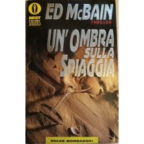 Un'ombra sulla spiaggia