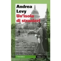 UN'ISOLA DI STRANIERI