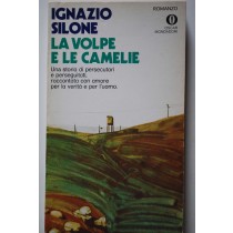 La volpe e le camelie